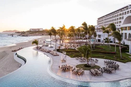 Marquis Los Cabos — side views